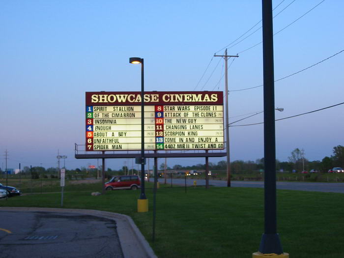 Showcase Cinemas Flint East - MAY 2002